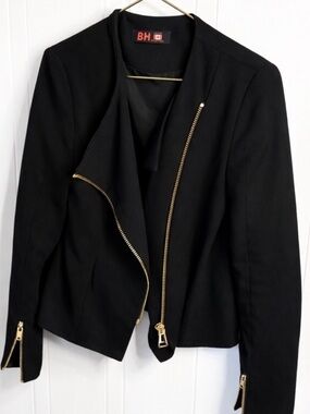 BEVERLY HILLS 🇨🇦 Quiet Luxury Black Blazer Gold Sturdy Zip Asymmetrical Sz M